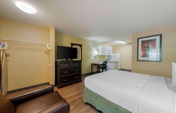 Extended Stay America Suites - Fort Lauderdale - Cypress Creek - Andrews Ave. image 12